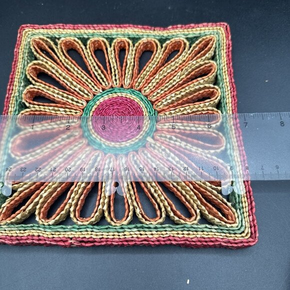 Vtg Raffia Straw Trivet Hot Pad Rattan Wicker Colorful Boho Wall Decor Lot of 2 - Picture 8 of 12